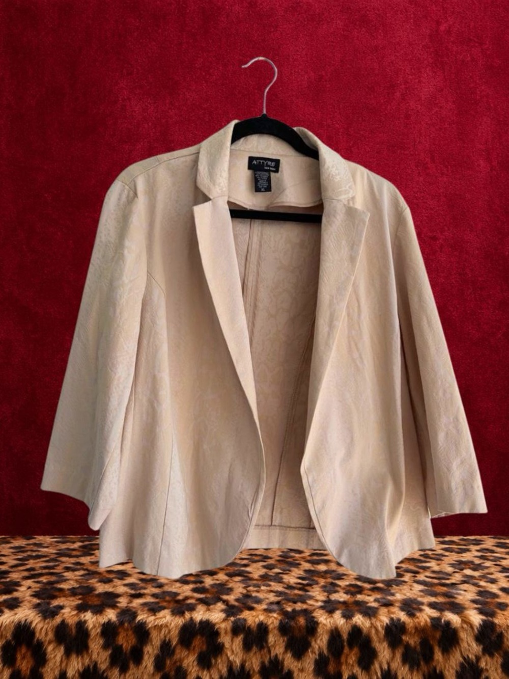 Attyre New York Beige Lightweight Blazer | Quiet Luxury XL